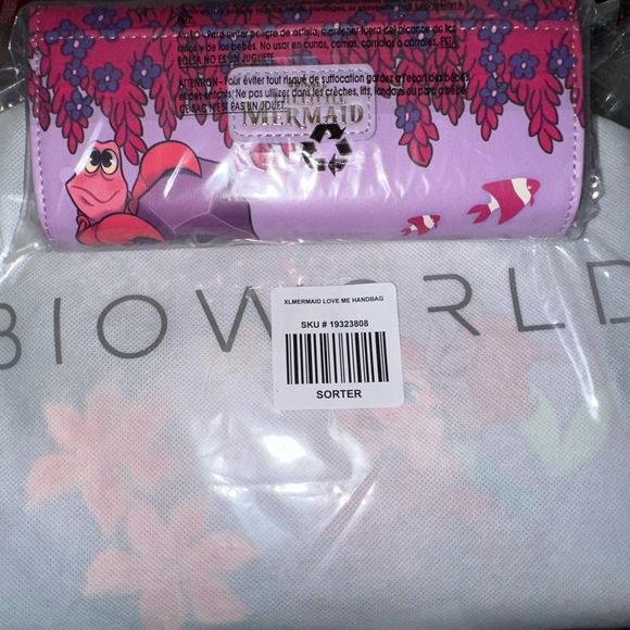 Little mermaid, handbag, and wallet - Picture 9 of 9